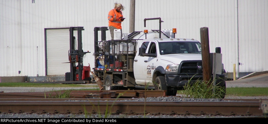 Weed and brush spraying truck. Non RR.